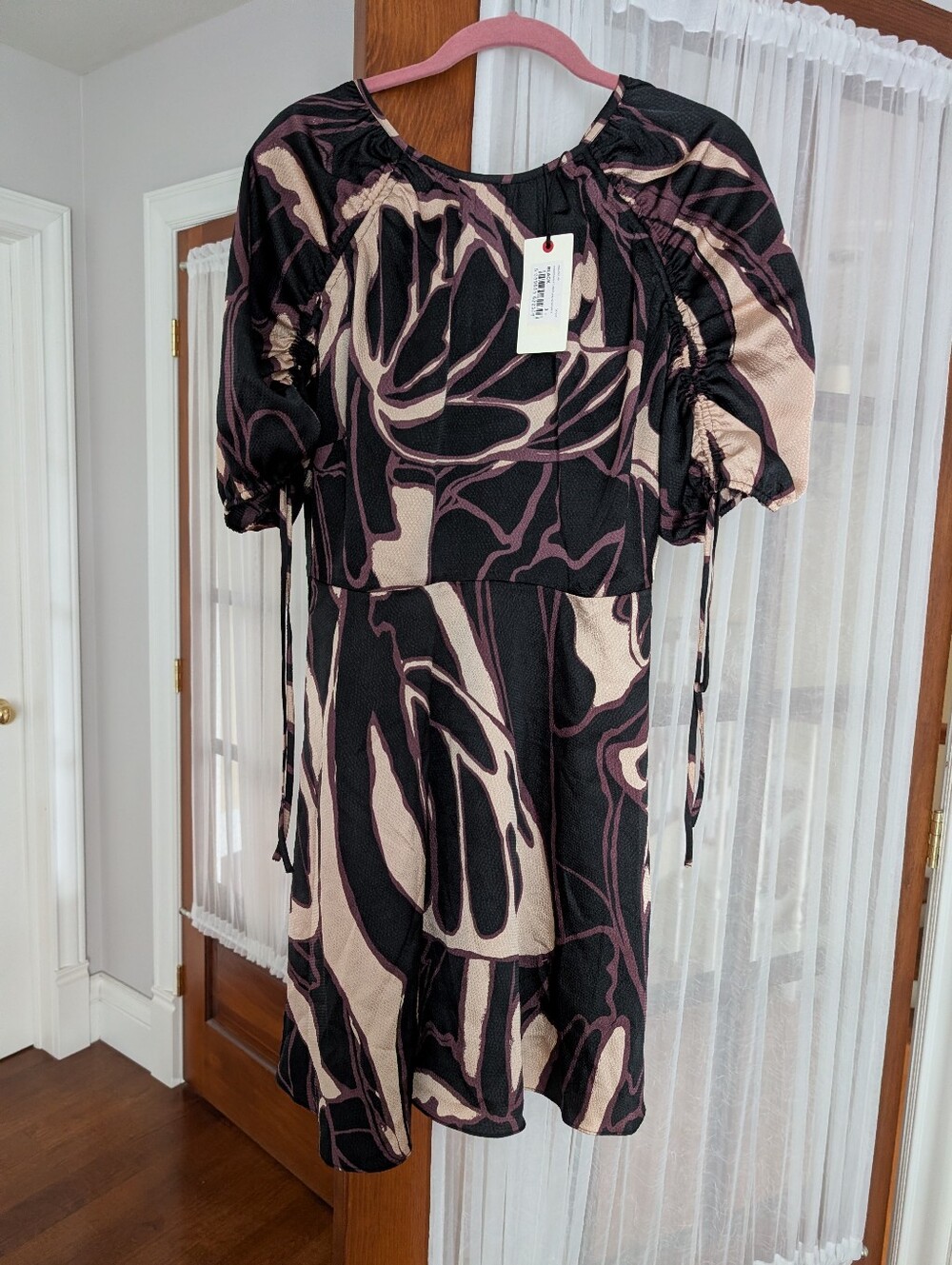 Ted Baker Size 3 Black and Beige Abstract Puff-Sleeve Mini Dress New